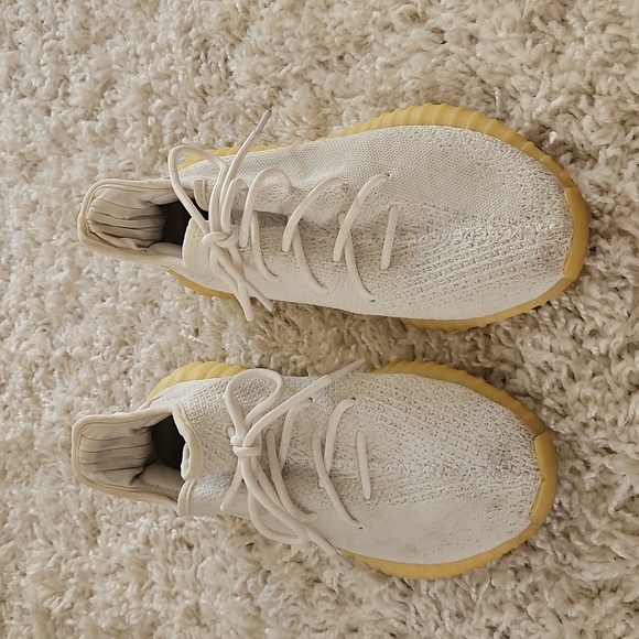 Adidas Yeezy Boost 350 V2 2017 Cream White Size 10.5 - Picture 3 of 15